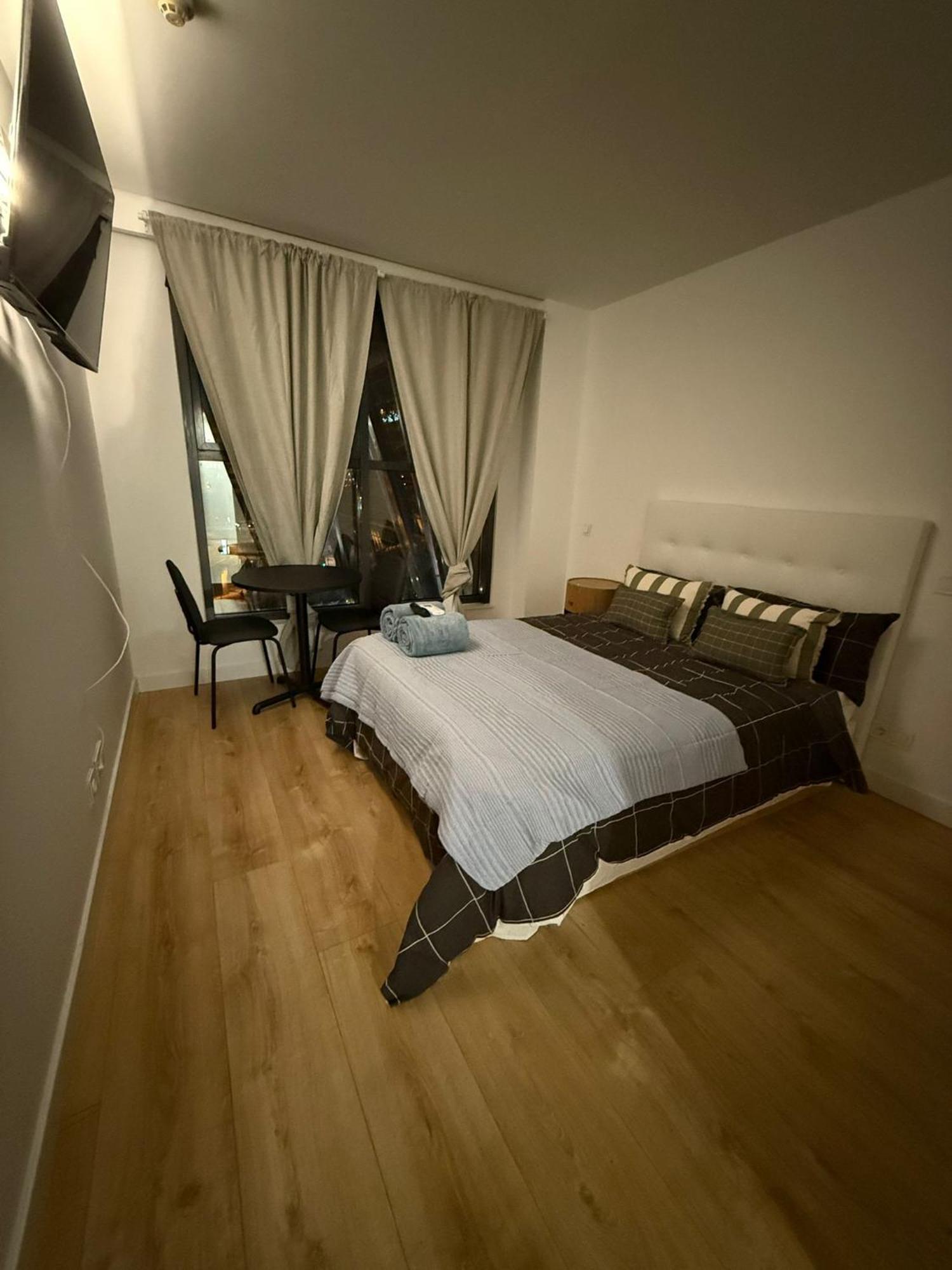 To Room Madrid Castellana Dış mekan fotoğraf